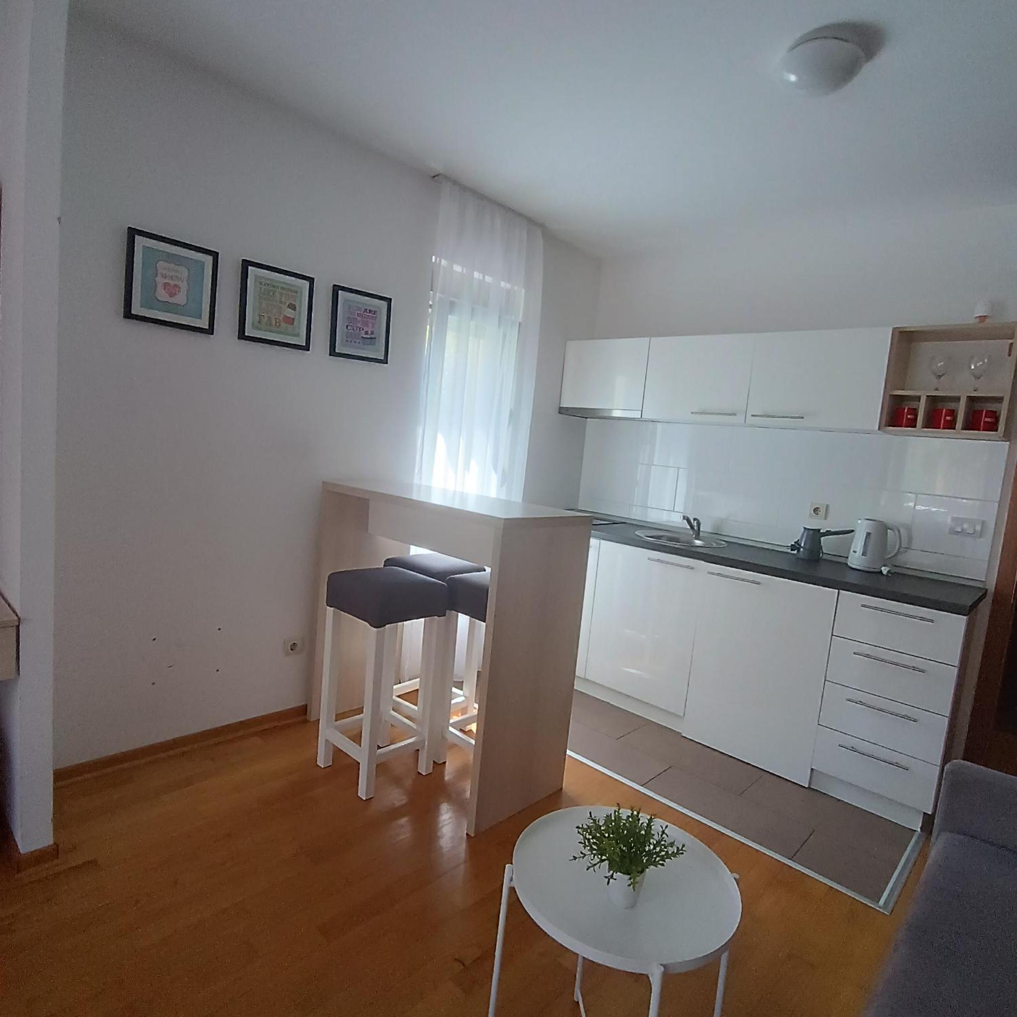 Apartments Karamarkovic Vrnjačka Banja Dış mekan fotoğraf